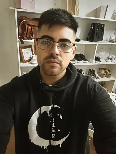 Fotografía de perfil de Ricardo